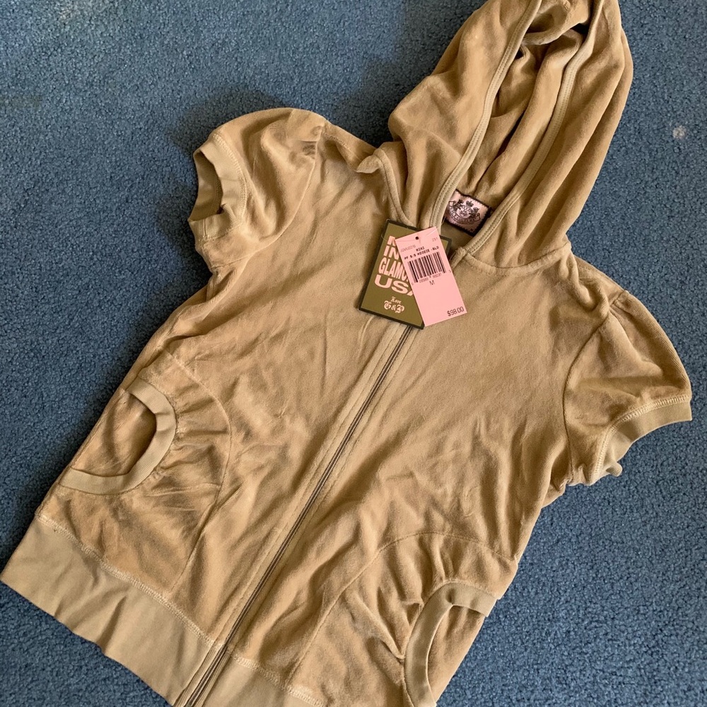 Juicy couture cute short sleeve track suit jacket!